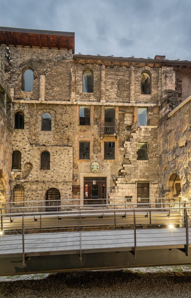 Porta Pretoria Aosta: The Principal Eastern Gate of the Roman City 2 Porta Pretoria Aosta