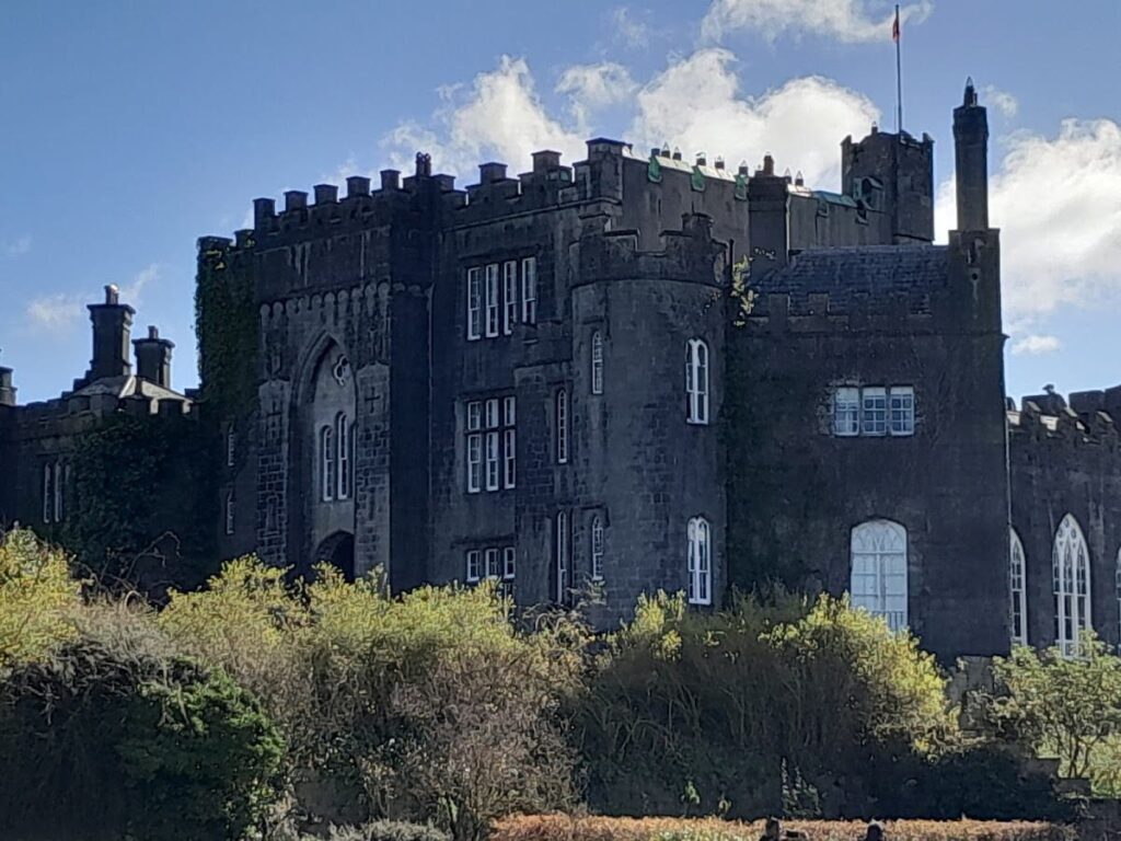 Birr Castle: A Historic Irish Castle and Center for Astronomy 6 Birr Castle