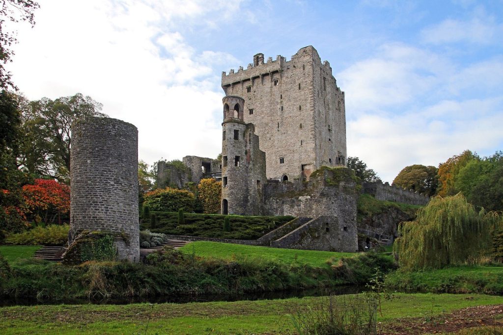 Blarney Castle: A Medieval Stronghold in Ireland 2 Blarney Castle