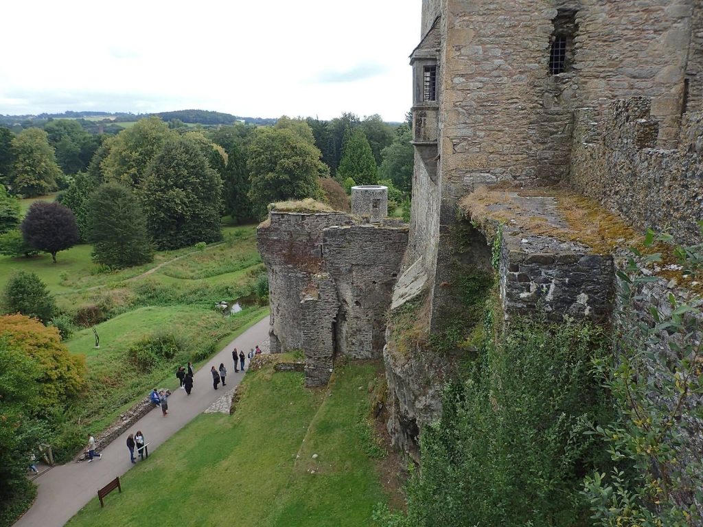 Blarney Castle: A Medieval Stronghold in Ireland 4 Blarney Castle