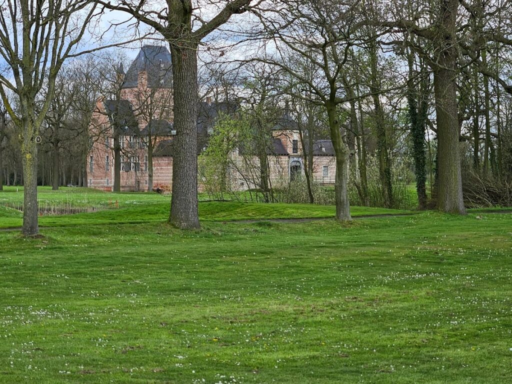 Bossenstein Castle: A Historic Water Castle in Ranst, Belgium 10 Bossenstein Castle
