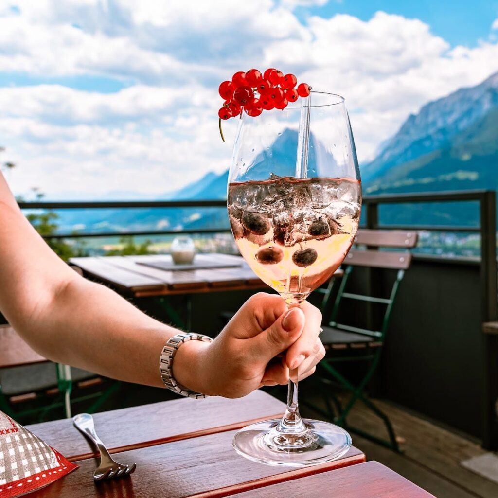 Burg Freundsberg: A Historic Castle and Museum in Schwaz, Tyrol 7 Burg Freundsberg