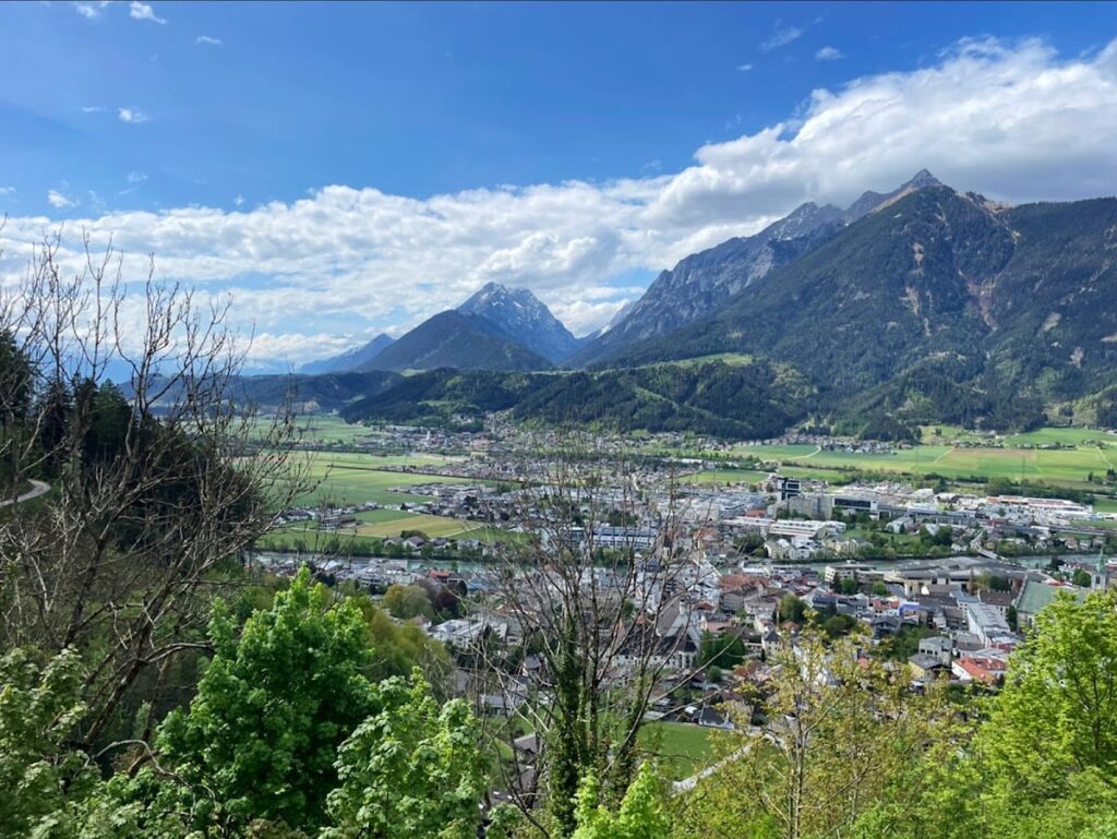 Burg Freundsberg: A Historic Castle and Museum in Schwaz, Tyrol 10 Burg Freundsberg