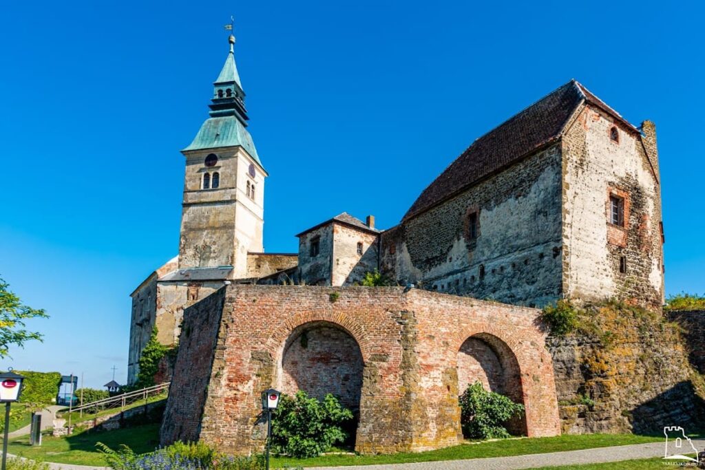Güssing Castle: A Historic Fortress in Burgenland, Austria 7 Burg Gussing