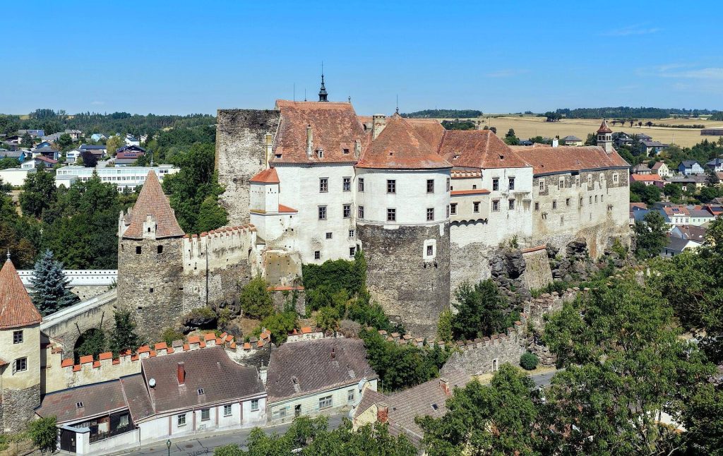 Burg Raabs an der Thaya: A Medieval Hilltop Castle in Austria 1 Burg Raabs an der Thaya