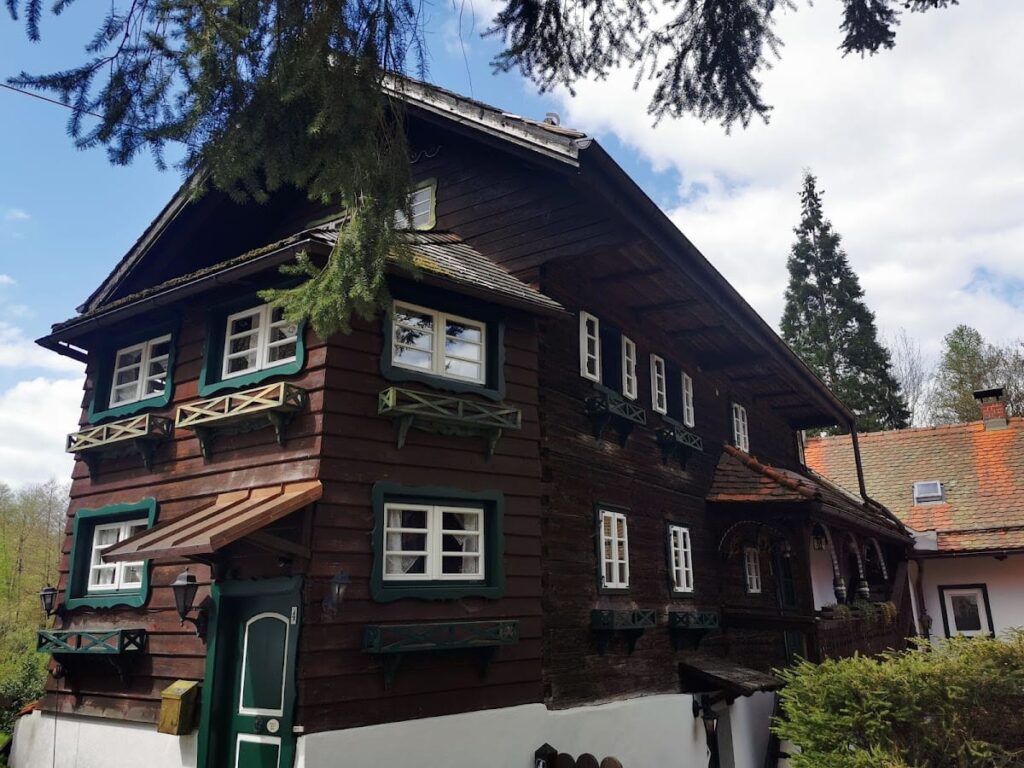 Burg Vichtenstein: A Medieval Castle in Upper Austria 9 Burg Vichtenstein