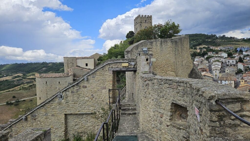 Castello di Roccascalegna