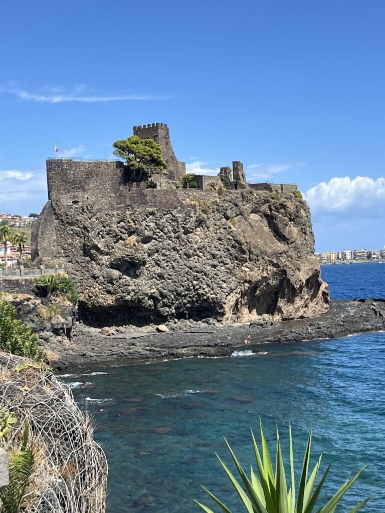 Castello Normanno di Aci Castello: A Historic Fortress in Sicily
