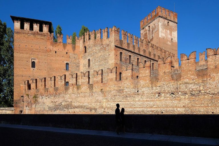 Castelvecchio: Scaliger Fortress and Civic Museum in Verona