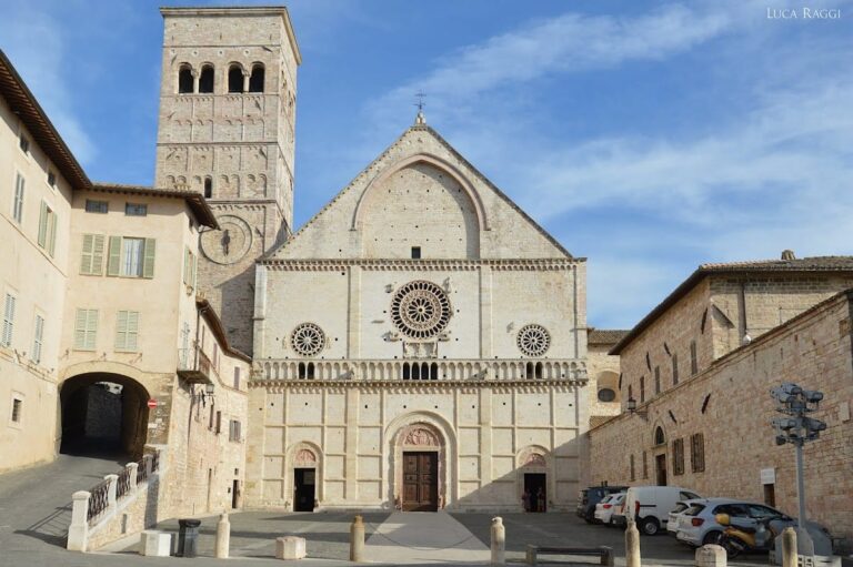 Assisi Cathedral: A Historic Umbrian Romanesque Church in Italy