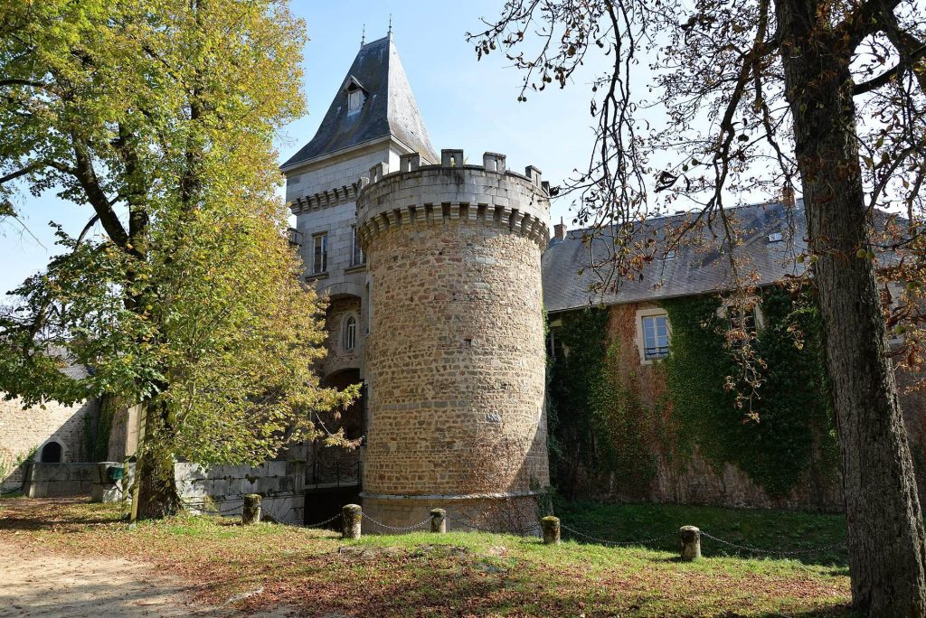 Castle Busset: A Fortified Bourbon Residence in France 3 Castle Busset