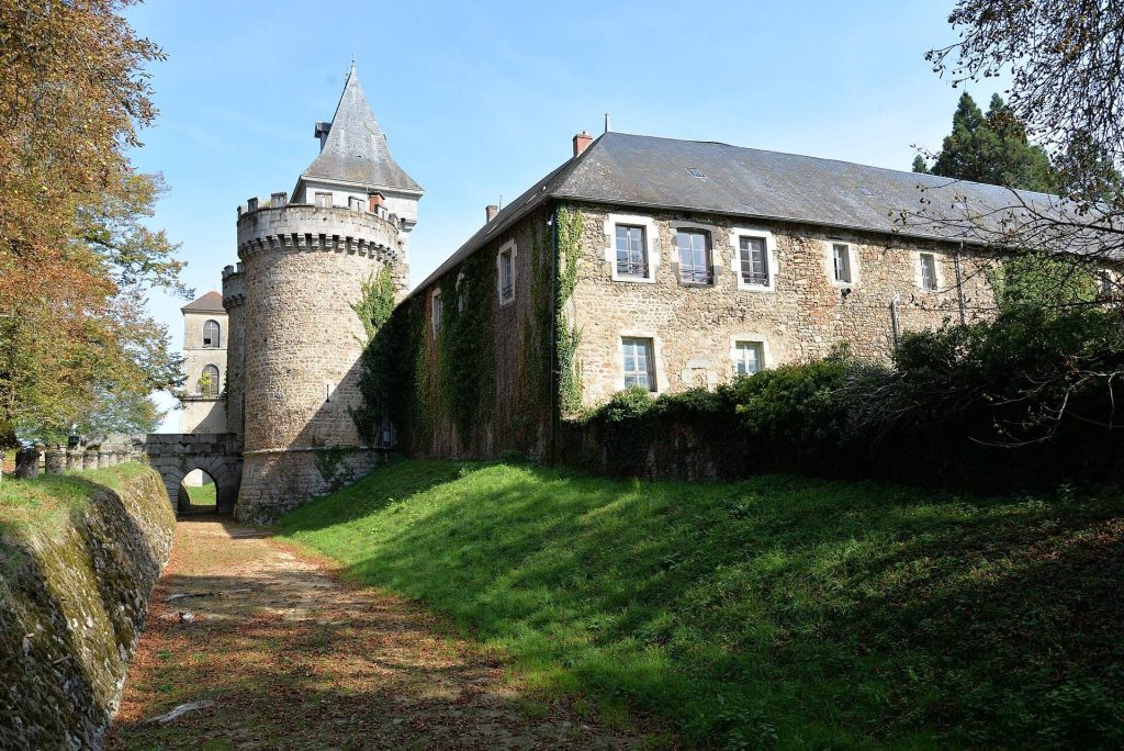 Castle Busset: A Fortified Bourbon Residence in France 4 Castle Busset
