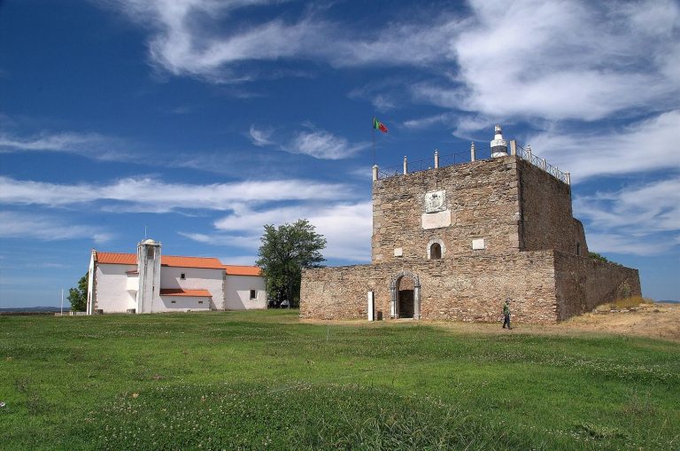 Castle of Abrantes: A Medieval Fortress and Bastioned Stronghold in Portugal
