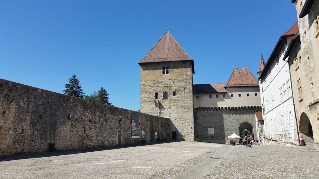 Castle of Annecy: Museum of Art and History in France 1 Castle of Annecy