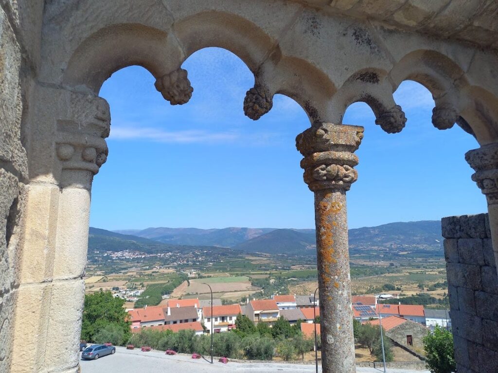 Castle of Belmonte: A Medieval Fortress and Seigneurial Residence 3 Castle of Belmonte