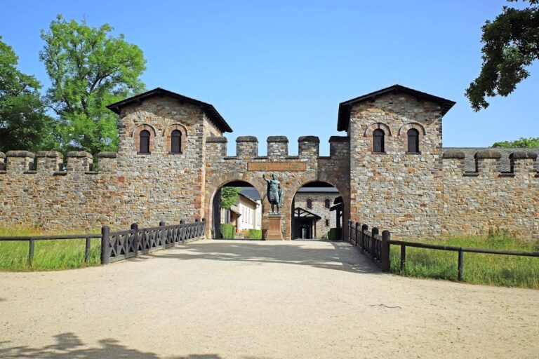 Saalburg: A Roman Fortification on the Upper Germanic-Rhaetian Limes