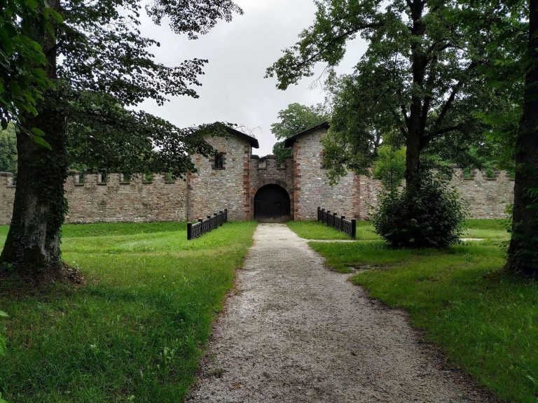 Saalburg: A Roman Frontier Fort and Archaeological Museum in Germany