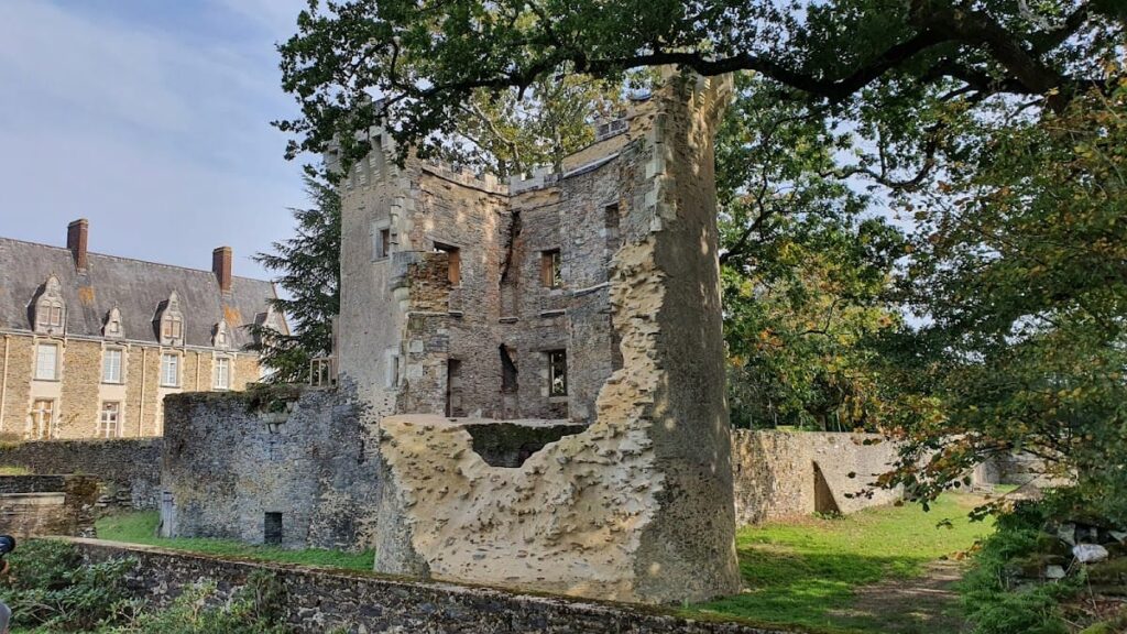 Castle of Bourmont: A Historic Château in Loire-Atlantique, France 8 Castle of Bourmont