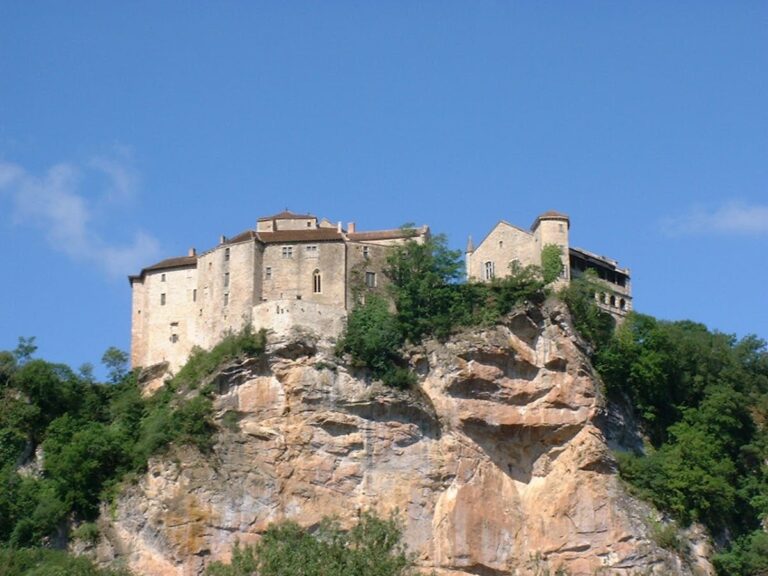 Castle of Bruniquel: A Historic Fortress in Southern France