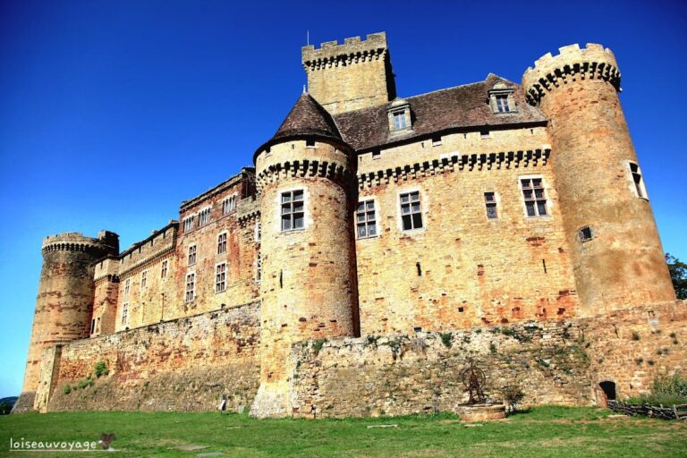 Château de Castelnau-Bretenoux: A Medieval Fortress in Southwestern France