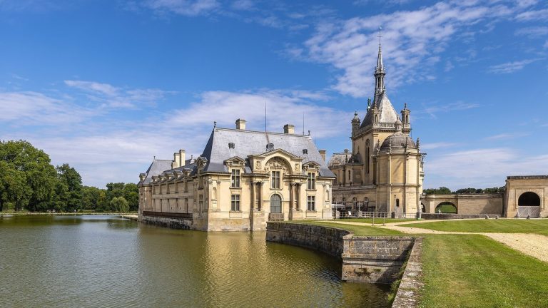 Castle of Chantilly: Princely Residence and Museum in France