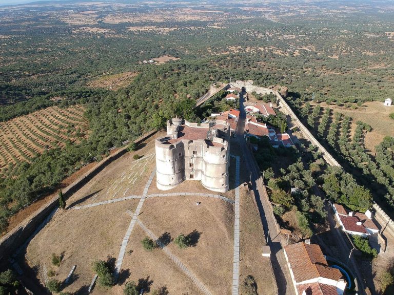 Castle of Evoramonte: A Fortified Renaissance Palace in Portugal