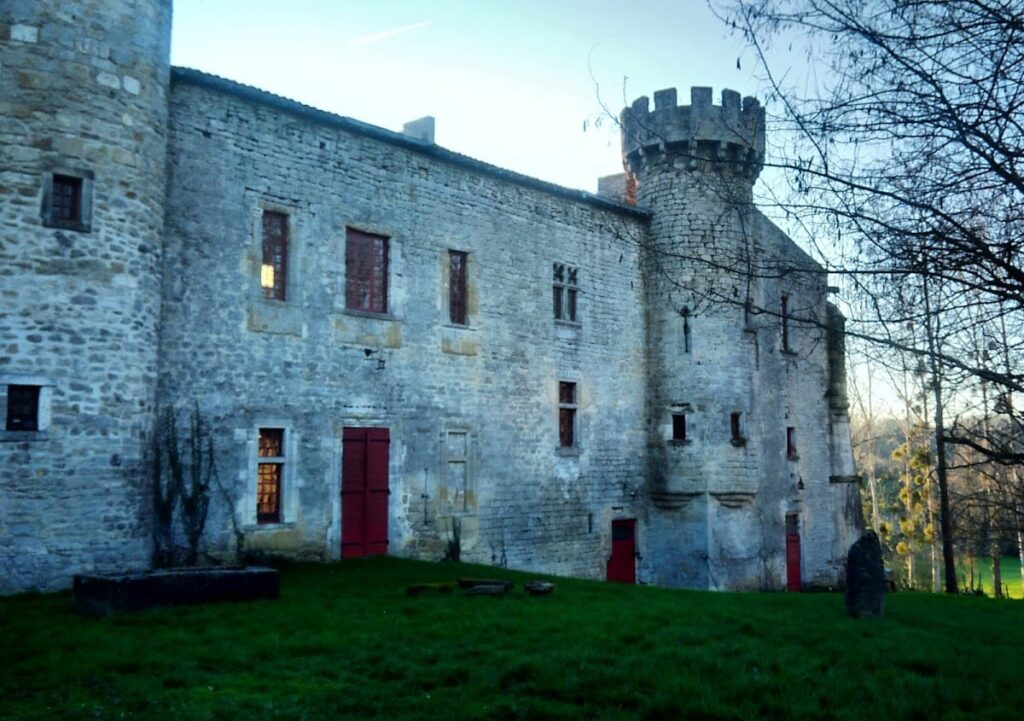 Castle of Guilleragues: A Medieval Fortified Residence in France 2 Castle of Guilleragues