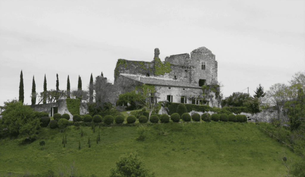 Castle of Guilleragues: A Medieval Fortified Residence in France 4 Castle of Guilleragues