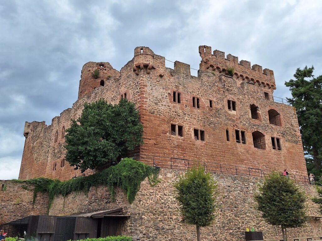 Castle of Kintzheim: A Medieval Hill-Spur Fortress in France 1 Castle of Kintzheim