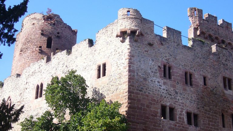 Castle of Kintzheim: A Medieval Hill-Spur Fortress in France
