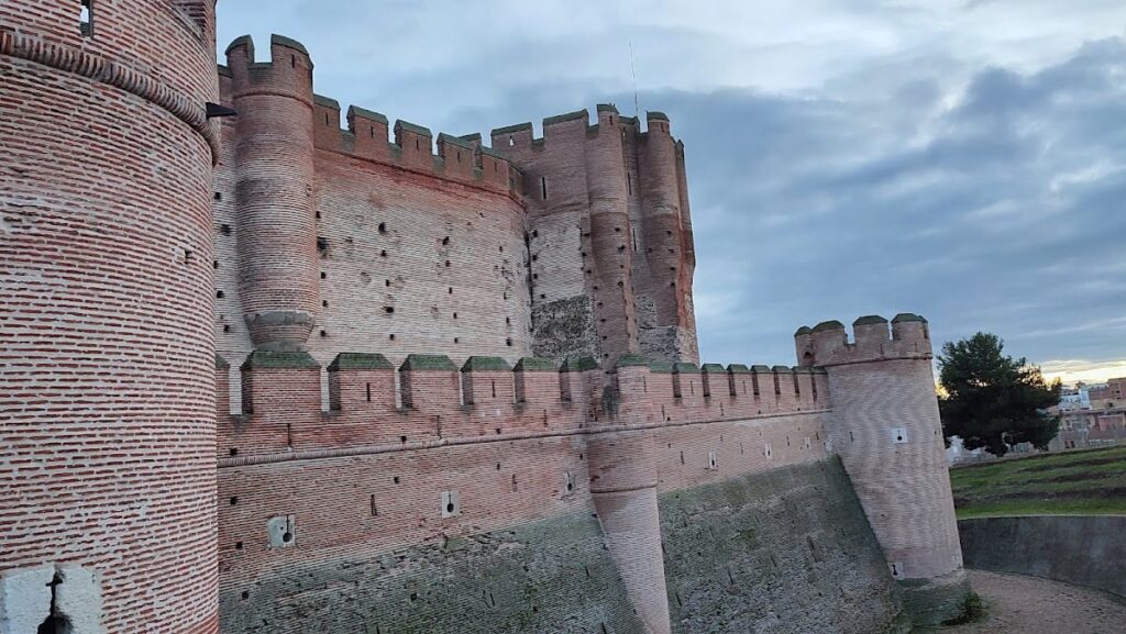 Castle of La Mota: A Historic Fortress in Medina del Campo, Spain 9 Castle of La Mota