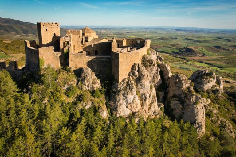 Castle Directory: Explore Castles, Fortresses and Palaces