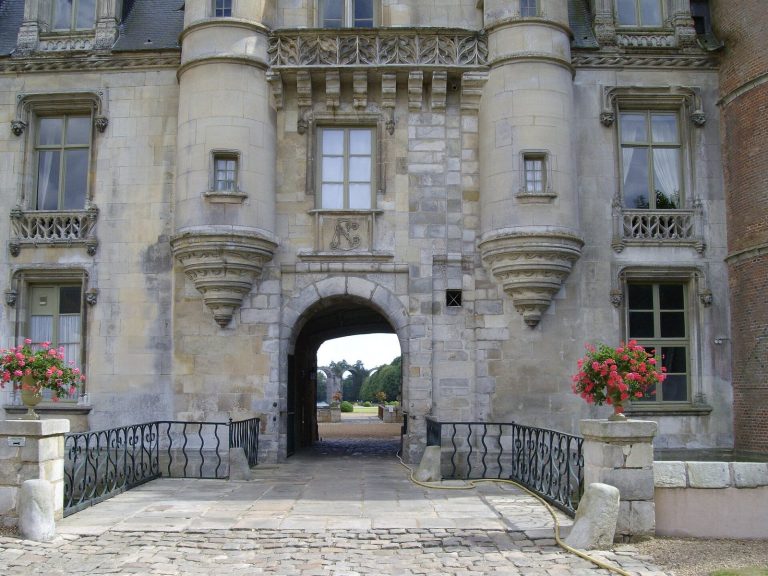 Castle of Maintenon: A Renaissance Château and Historic Estate in France
