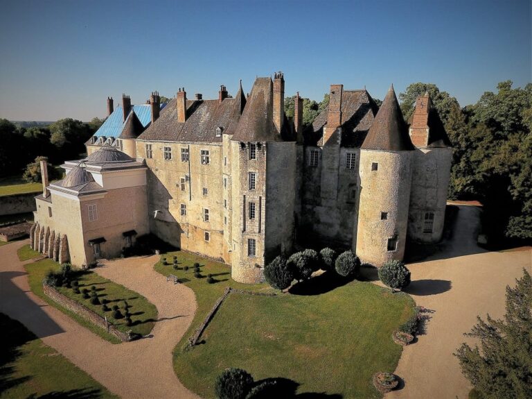 Castle of Meung-sur-Loire: A Historic Episcopal Fortress in France