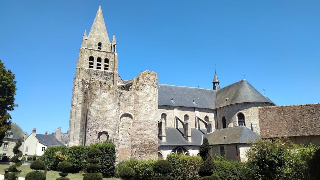 Castle of Meung-sur-Loire: A Former Episcopal Residence in France 4 Castle of Meung-sur-Loire