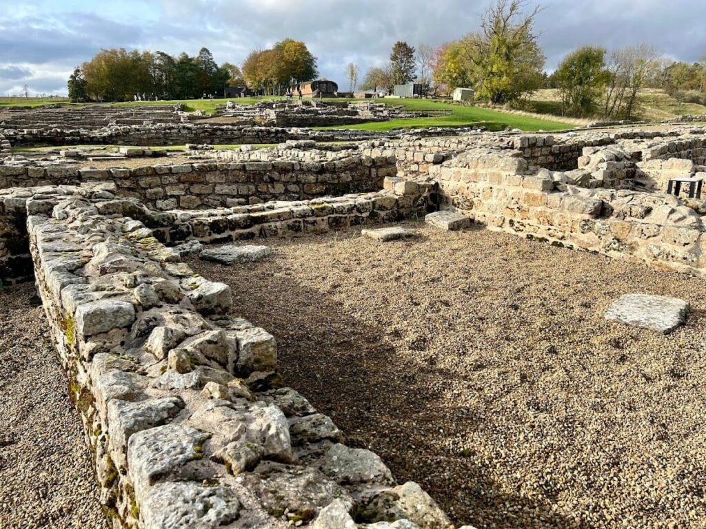 Vindolanda: A Roman Auxiliary Fort South of Hadrian’s Wall 6 Vindolanda