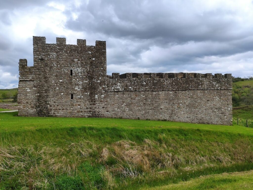 Vindolanda: A Roman Auxiliary Fort South of Hadrian’s Wall 8 Vindolanda