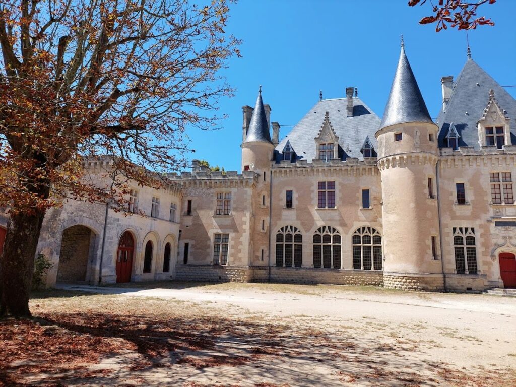 Castle of Montaigne: Renaissance Philosopher’s Residence in France 2 Castle of Montaigne