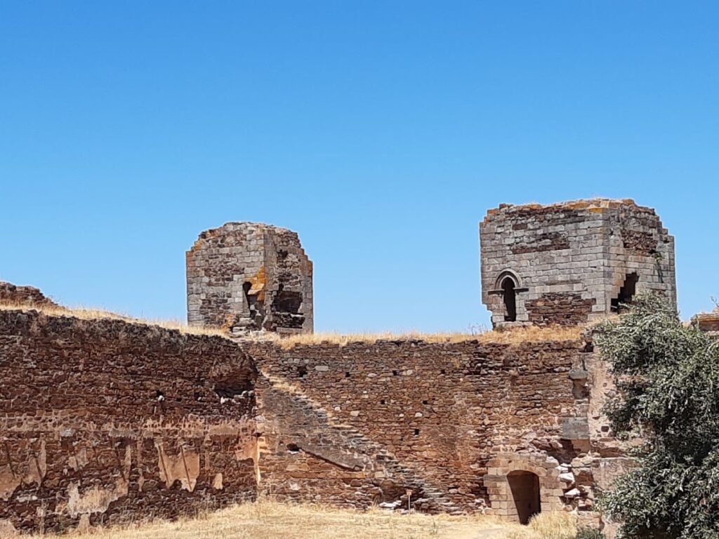 Castle of Mourão: A Historic Fortress in Portugal 10 Castle of Mourao