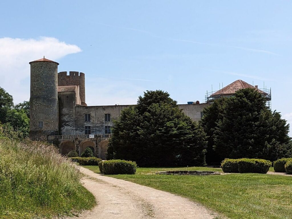 Castle of Ravel