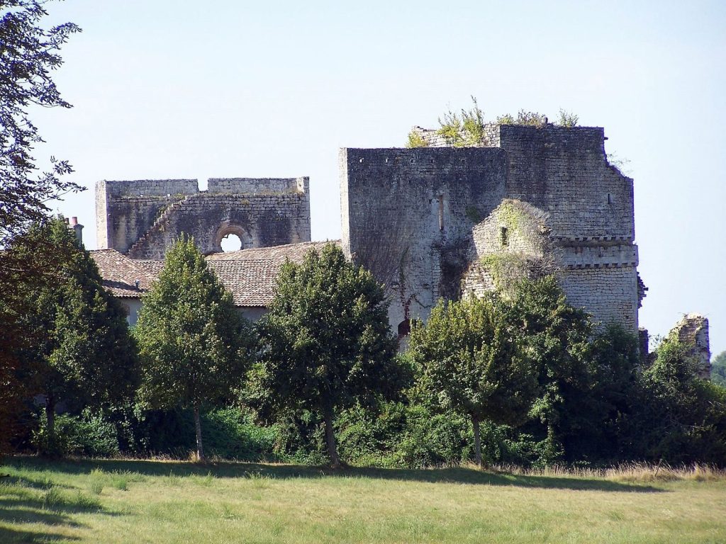 Castle of Roquetaillade: A Medieval Palace-Fortress in France 4 Castle of Roquetaillade