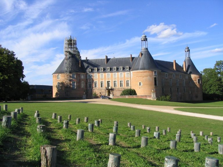 Castle of Saint-Fargeau: A Fortified Residence and Historic Château in France
