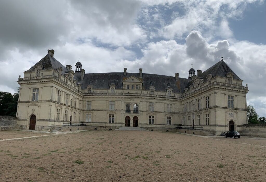 Castle of Serrant: A Renaissance Residence Built from a Medieval Fortress 2 Castle of Serrant