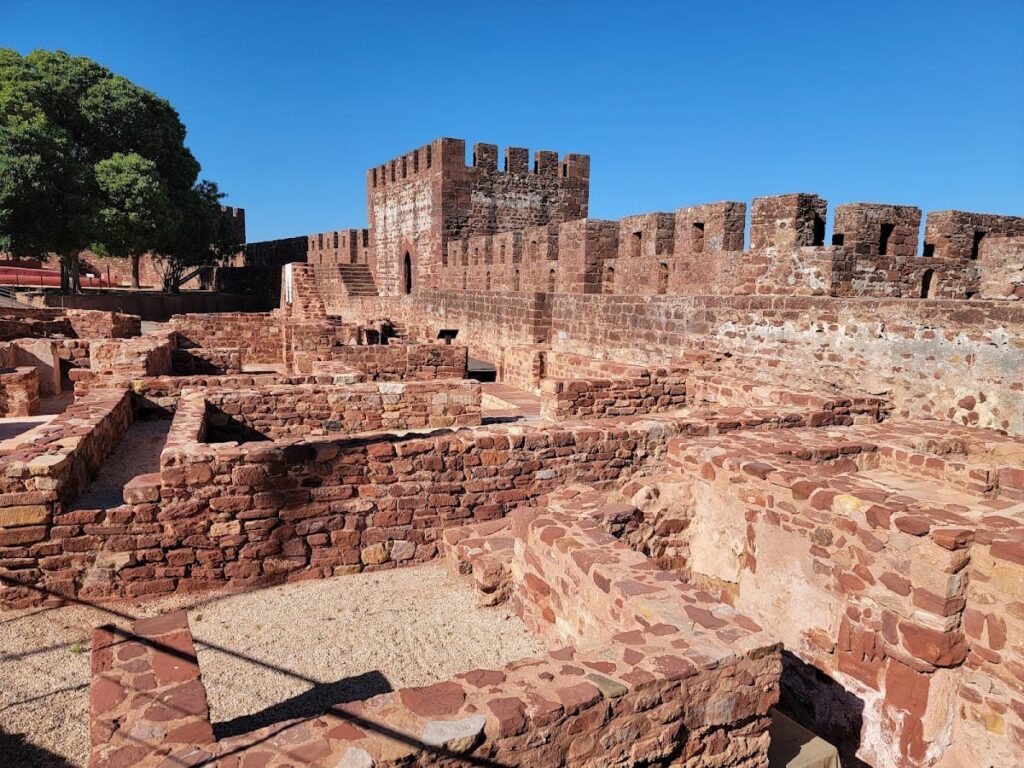 Castle of Silves: A Historic Fortress in Algarve, Portugal 8 Castle of Silves