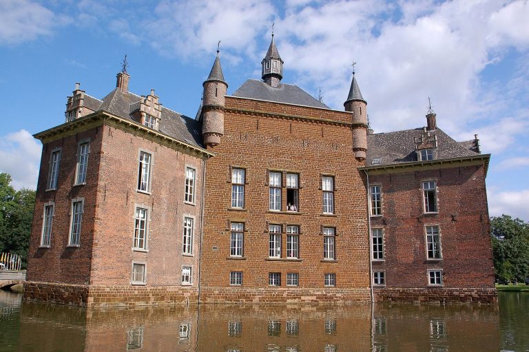 Castle of the Princes de Mérode: A Historic Water Castle in Westerlo, Belgium
