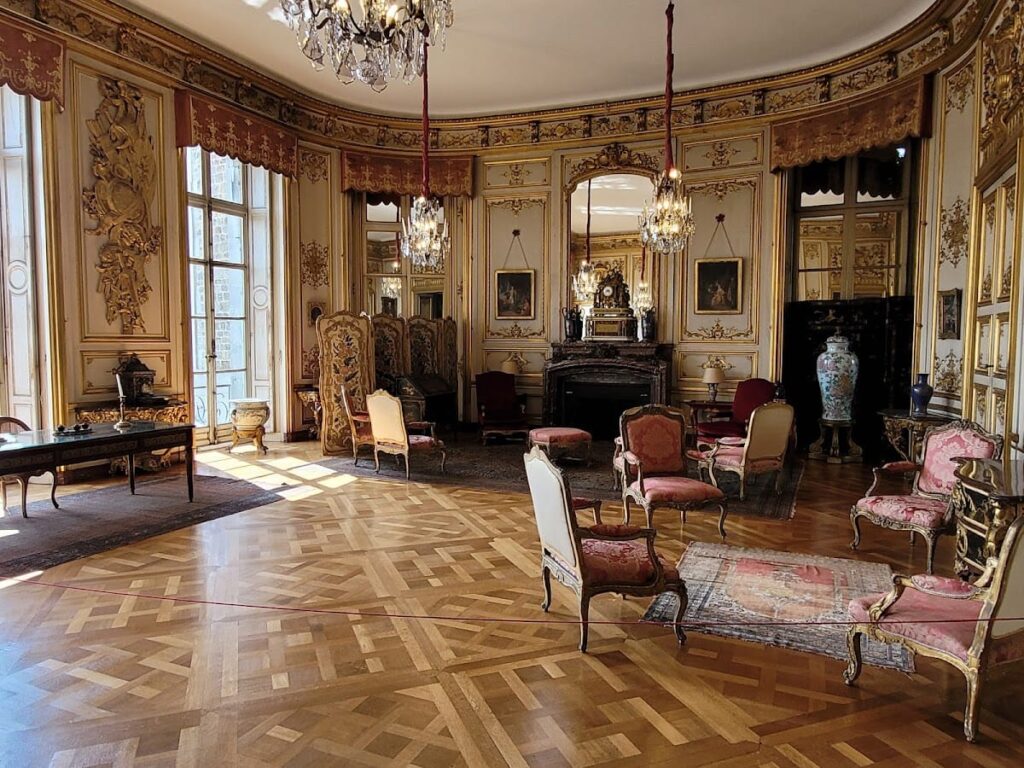 Château de Belœil: The Historic Residence of the House of Ligne in Belgium 8 Chateau de Beloeil