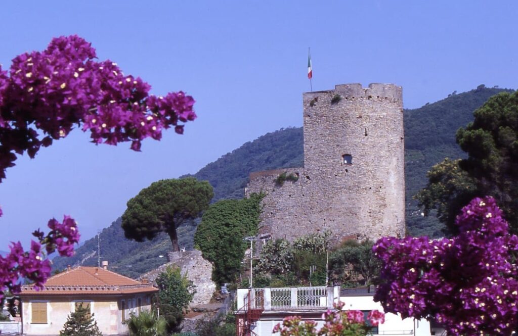 Chiavari Castle: A Medieval Fortress in Italy 3 Chiavari Castle