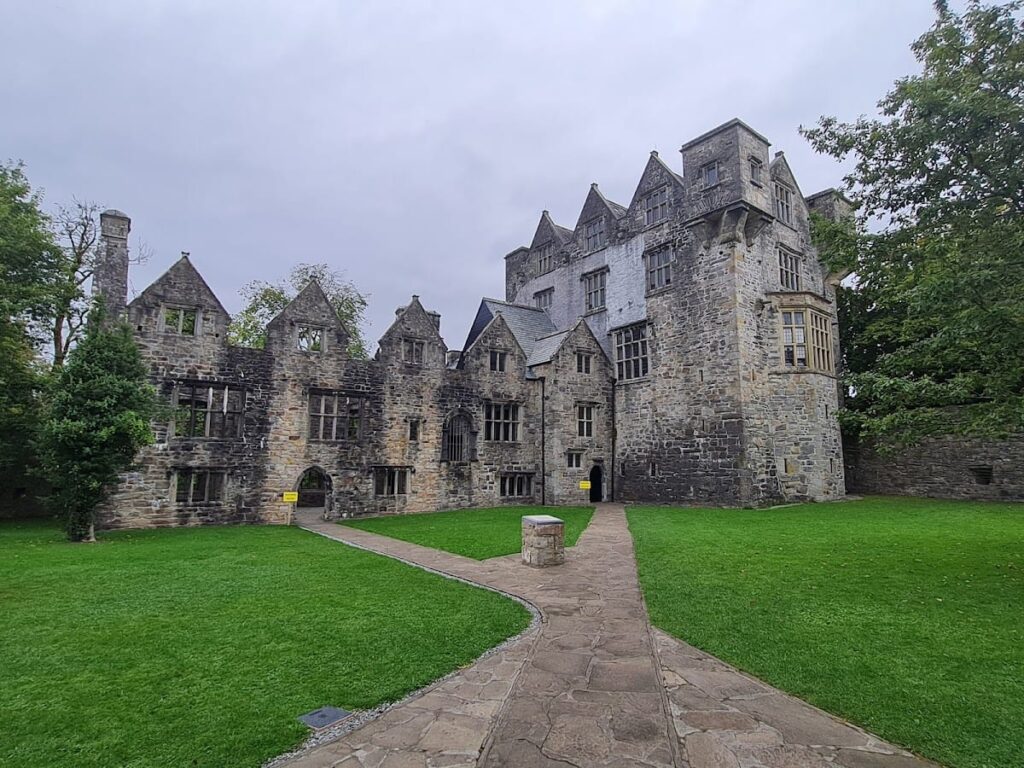Donegal Castle: O’Donnell Stronghold and Historic Museum in Ireland 1 Donegal Castle