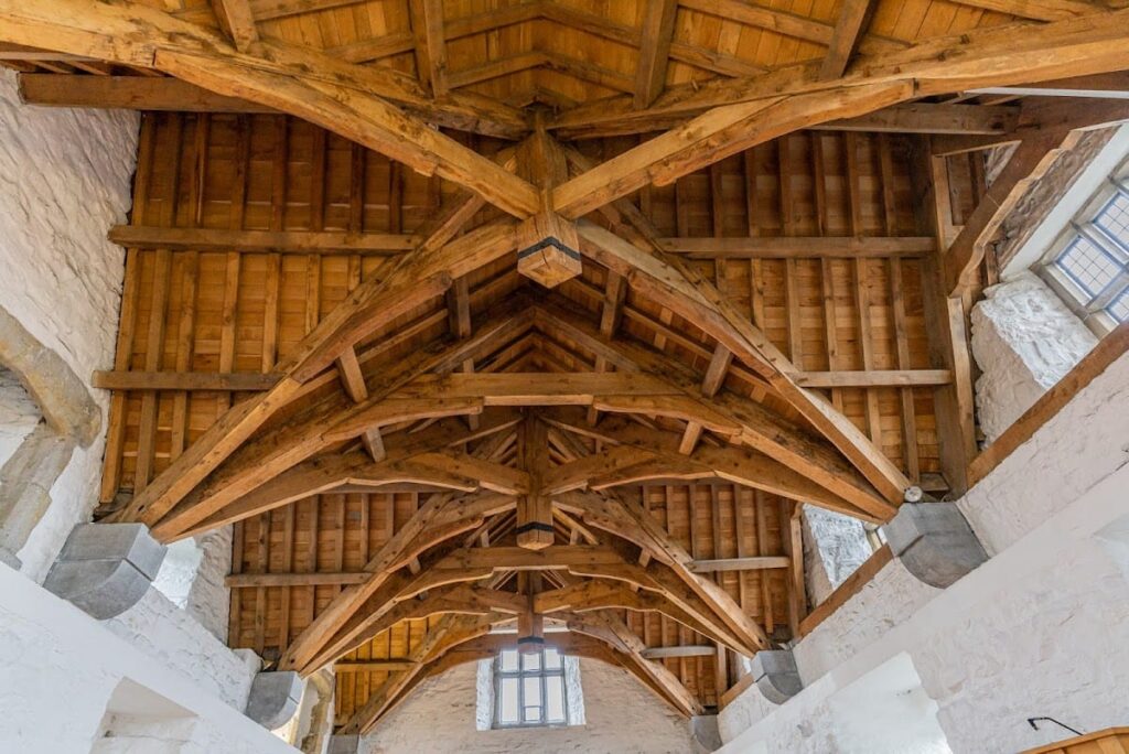 Donegal Castle: O’Donnell Stronghold and Historic Museum in Ireland 4 Donegal Castle