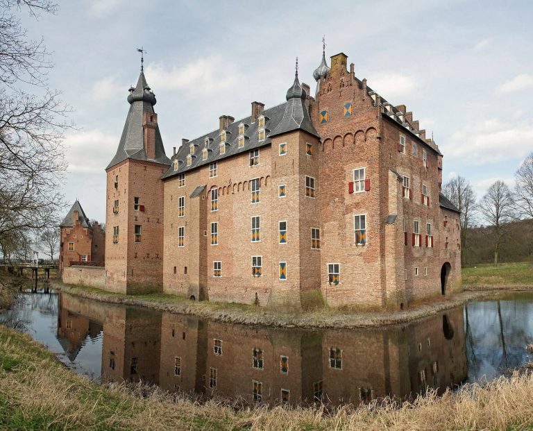 Doorwerth Castle: A Medieval Water Castle in the Netherlands